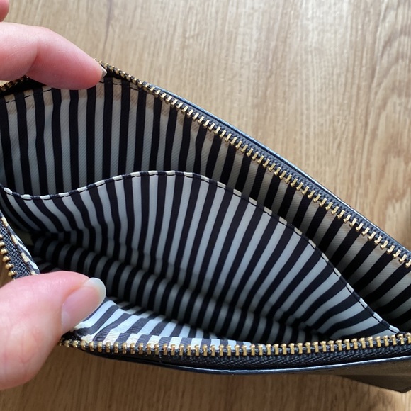 Kate Spade flat pouch - Picture 4 of 5